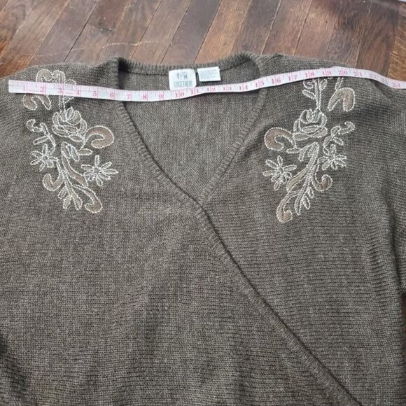 Vintage Brown Western Floral Embroidery Dolman Sleeve Cozy Sweater - Picture 7 of 12